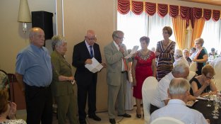 La junta va homenatjar els socis que enguany fan 90 anys