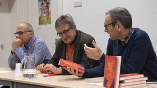 La presentació va aplegar un bon nombre de veïns