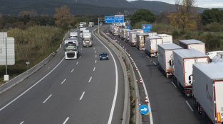 L'AP-7 ha estat tot el dia col·lapsada