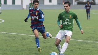 El Llagostera B es va avançar i la UE La Jonquera va empatar abans del descans