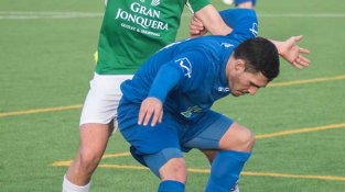 La UE La Jonquera remunta al tram final i rasca un punt contra l’UE Sant Joan de Montcada