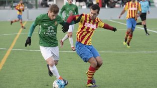 Ravert condemna la UE La Jonquera a la derrota contra el Tona