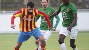 Ravert condemna la UE La Jonquera a la derrota contra el Tona