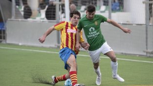 Ravert condemna la UE La Jonquera a la derrota contra el Tona