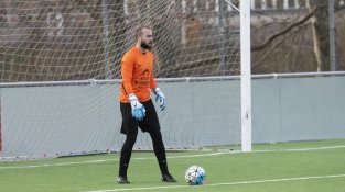Ravert condemna la UE La Jonquera a la derrota contra el Tona
