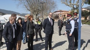 Prèviament, Buch havia presentat el projecte a l'ajuntament