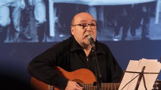 Joan Isaac va comptar amb diverses col·laboracions