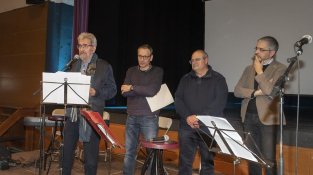 Joan Isaac va comptar amb diverses col·laboracions