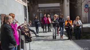 Al migdia es va llegir un manifest