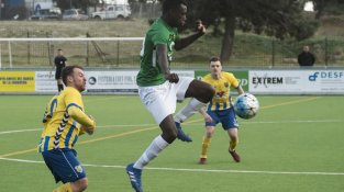 Els verd-i-blancs van jugar bona part del partit amb 10
