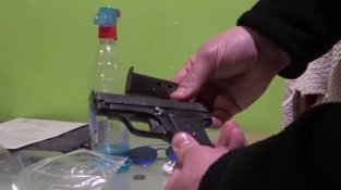 També els van trobar una pistola