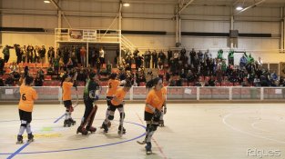 El pavelló es va omplir de gom a gom