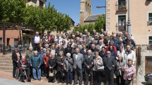 Després de la missa en record dels difunts, la celebració es va traslladar a la Societat