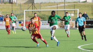 L'equip es va acomiadar de l'afició amb mostres d'agraïment