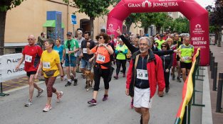 La cursa va sortir de davant de la societat