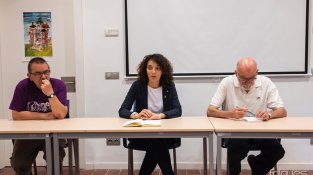 L'acte va congregar un públic divers