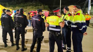 L'exercici va aplegar efectius de seguretat de banda i banda de la frontera