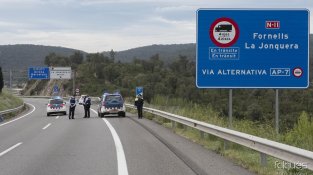 Els manifestants han anat fent torns per dormir durant tota la nit