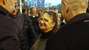 Una trentena de persones van donar ahir suport a la regidora