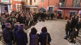 La plaça de l'Ajuntament, de gom a gom