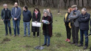 L'acte va començar a Coll de Lli i va acabar al MUME