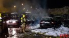 Un foc calcina 12 vehicles del pati d'Autogrues Nadal