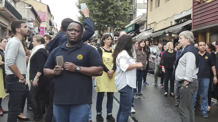 Concentració i tall de carretera al Portús per denunciar la violència policial