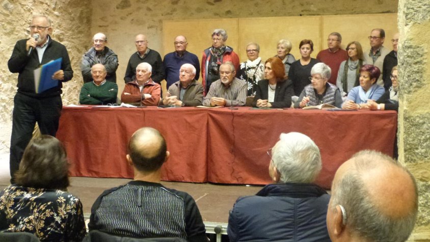 Foto de família de la junta sortint i la junta entrant