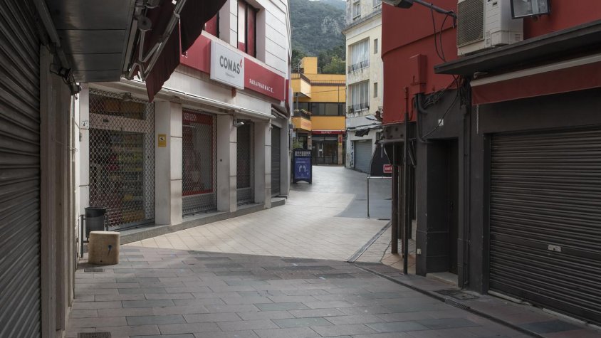 La major part dels comerços han hagut de tancar