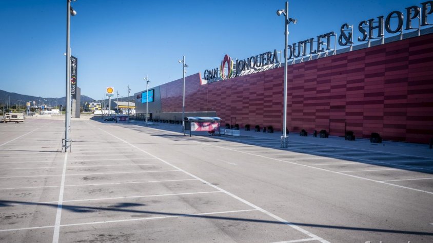 A partir de dijous l'outlet haurà de tornar a tancar