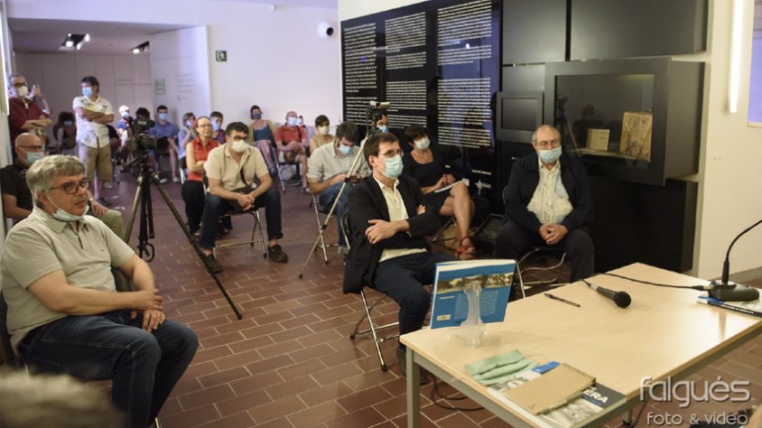 El mateix autor va presentar el llibre