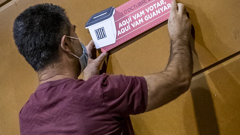 A la sala de la Societat ja hi ha una placa commemorativa