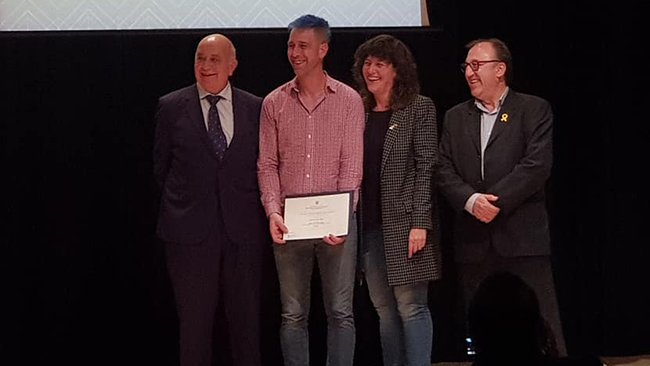 Cortada recollint el diploma a Barcelona