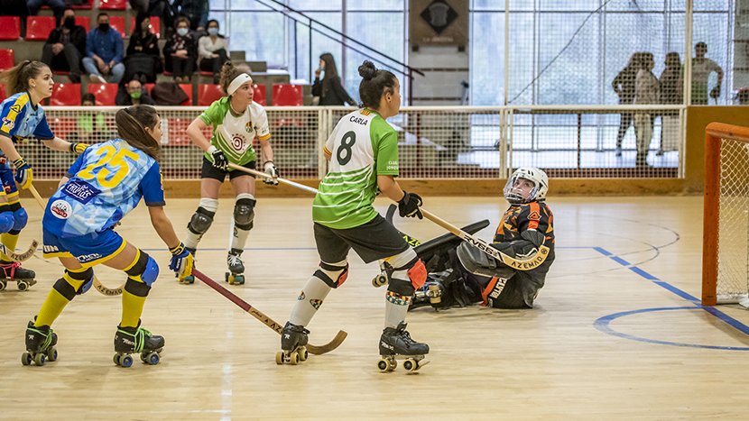 Les noies van guanyar el CH Caldes