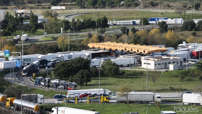 Imatge del cap de setmana passat, amb l'autopista completament col·lapsada