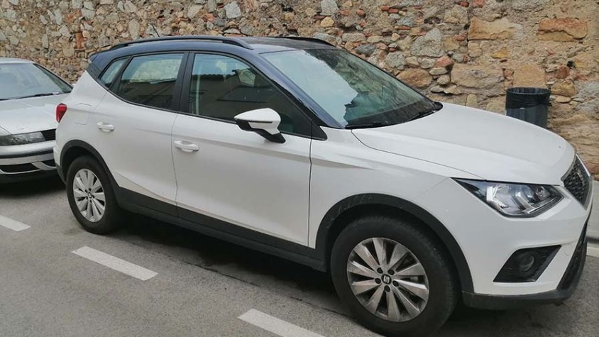 Vehicle SEAT recuperat avui per la Policia Local al carrer Migdia