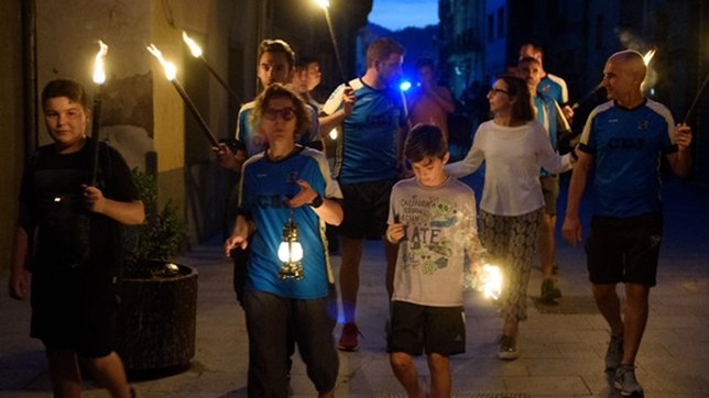 El CEJ apropa avui la Flama del Canigó a la plaça de l'Ajuntament