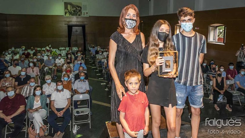 Una de les imatges que va deixar l'acte d'entrega del Guradó Jonc d'Or a títol pòstum.