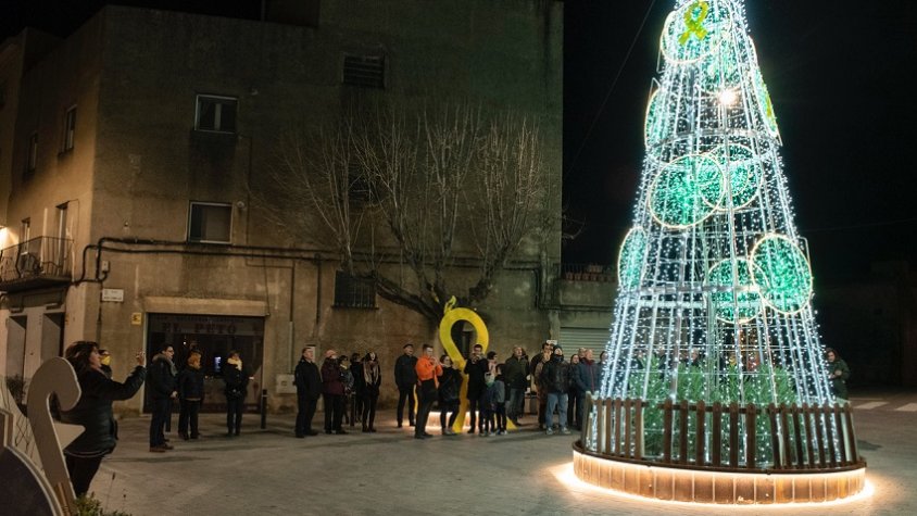 Els llaços es van penjar el 29 de desembre