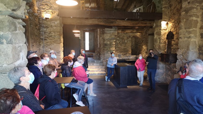 Sortida del Casal de l'Avi al celler Vinyes dels Aspres