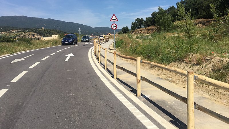 Enllumenat solar per a l'Avinguda Sis d’Octubre