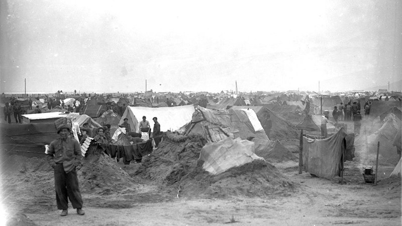 Plasmen l'èxode i la vida als camps de concentració