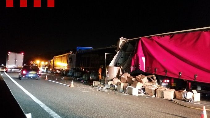 Imatge de l'accident difosa pels Bombers