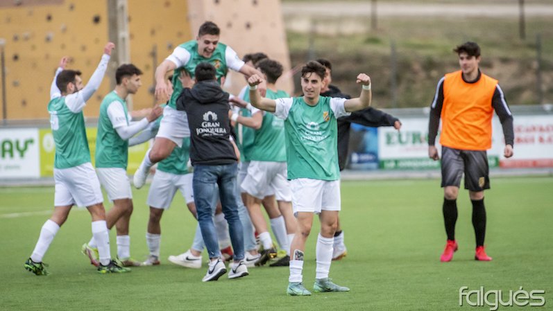 La celebració al toc de xiulet