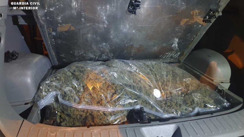 Tant la droga com l'arrestat van passar a disposició judicial