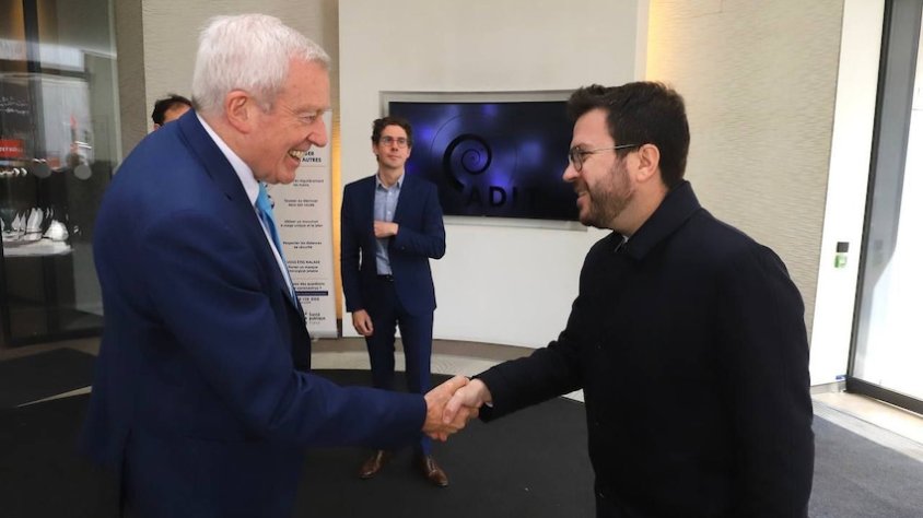 Pere Aragonès, durant la trobada amb Jean-Louis Bal