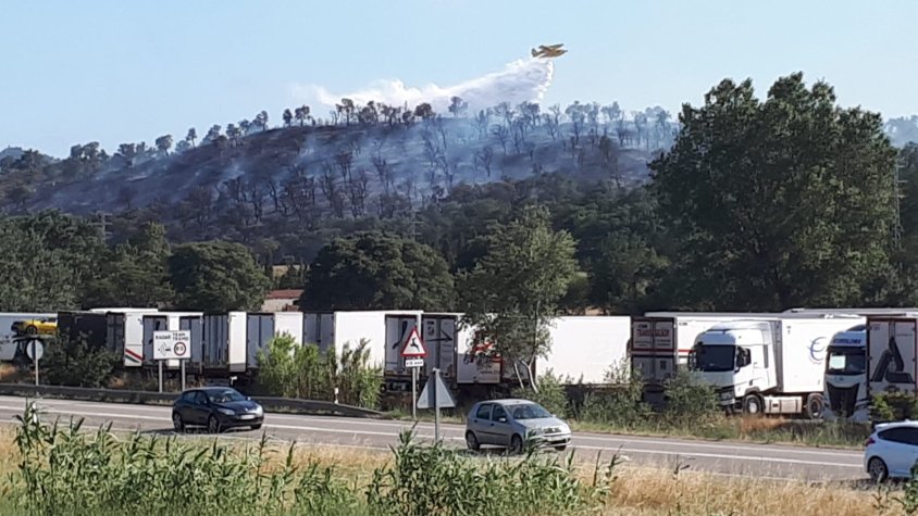 El foc ha posat en alerta tots els efectius