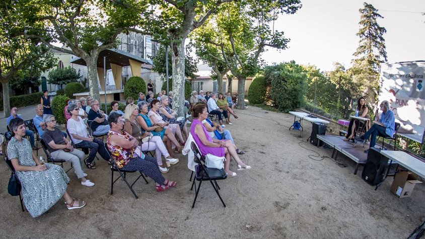 Tània Juste explica la seva darrera novel·la al Punt de lectura d'Agullana