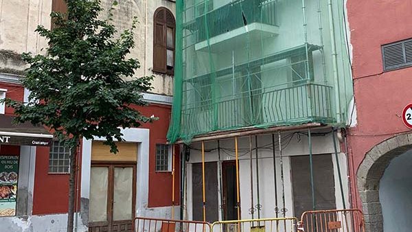 Imatge d'arxiu d'una de les façanes que s'han rehabilitat amb aquest ajut