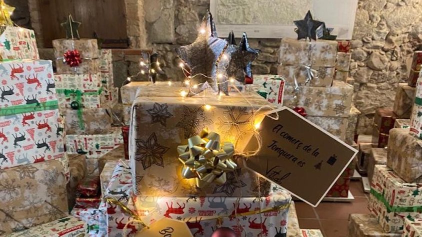 La decoració que han preparat els nois i noies (cliqueu per ampliar)